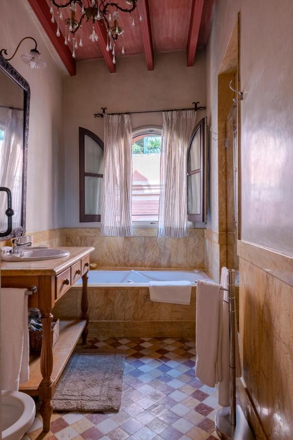 Exclusiva Casa En El Centro Historico De Sevilla 外观 照片
